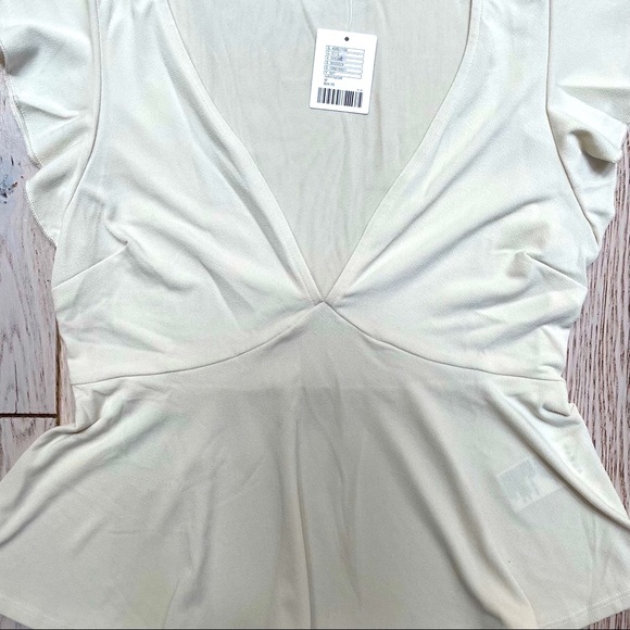 UO FLUTTER CREAM SLEEVE BABY~DOLL TOP   SZ:S   NWT - Picture 5 of 10